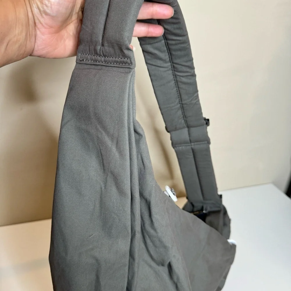 SlowTon Hands-Free Padded & Adjustable Sling Dog & Cat Carrier